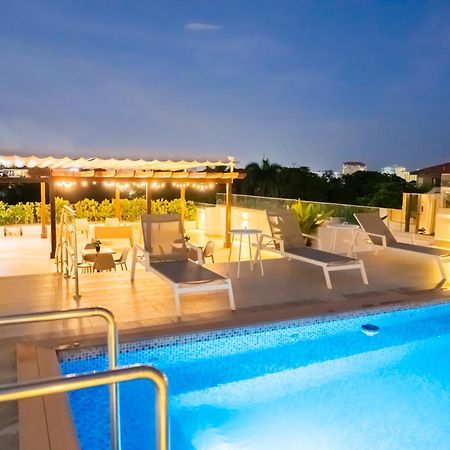 Hotel Stay Here Suites Santo Domingo Kültér fotó