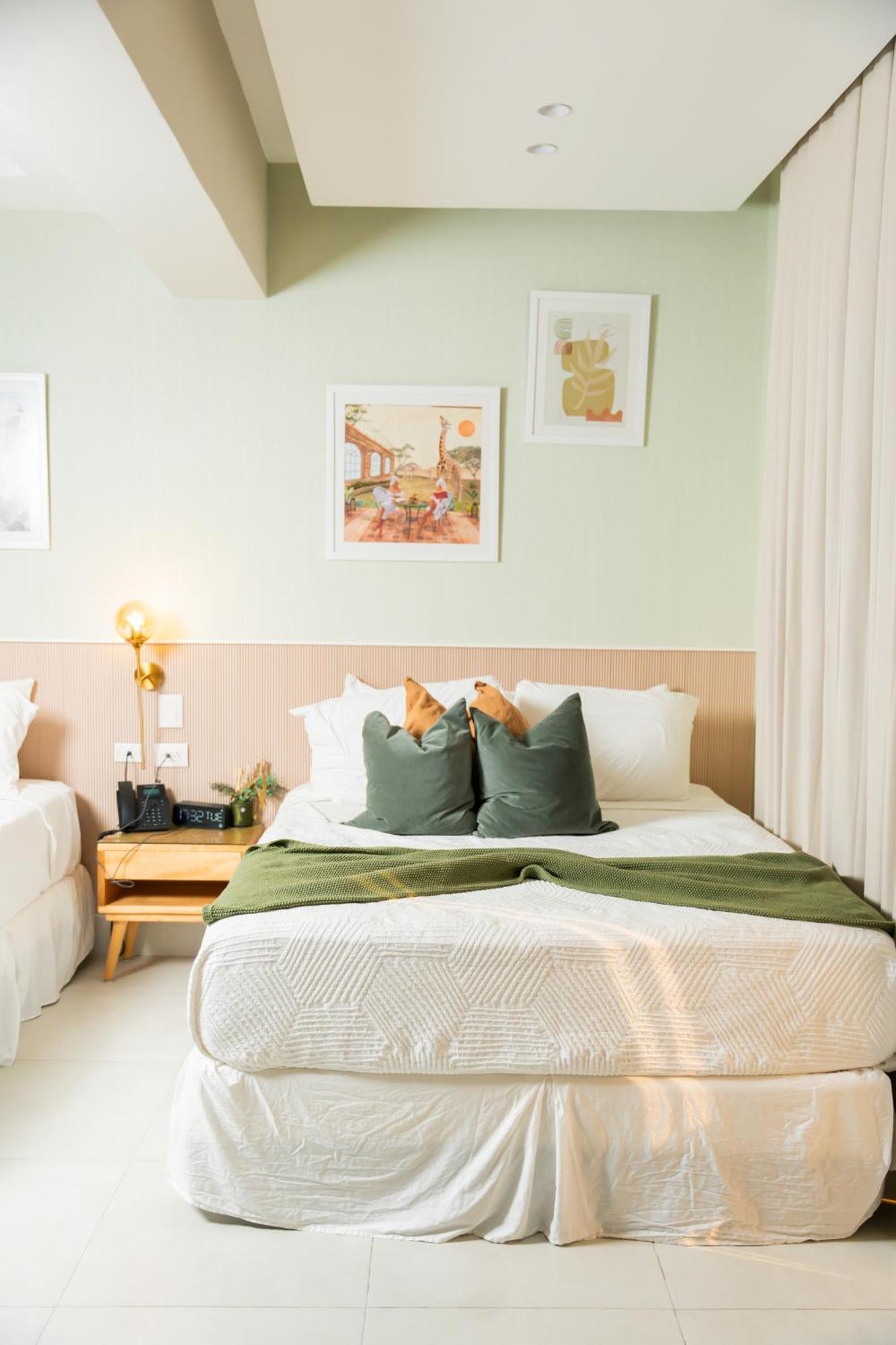 Hotel Stay Here Suites Santo Domingo Kültér fotó