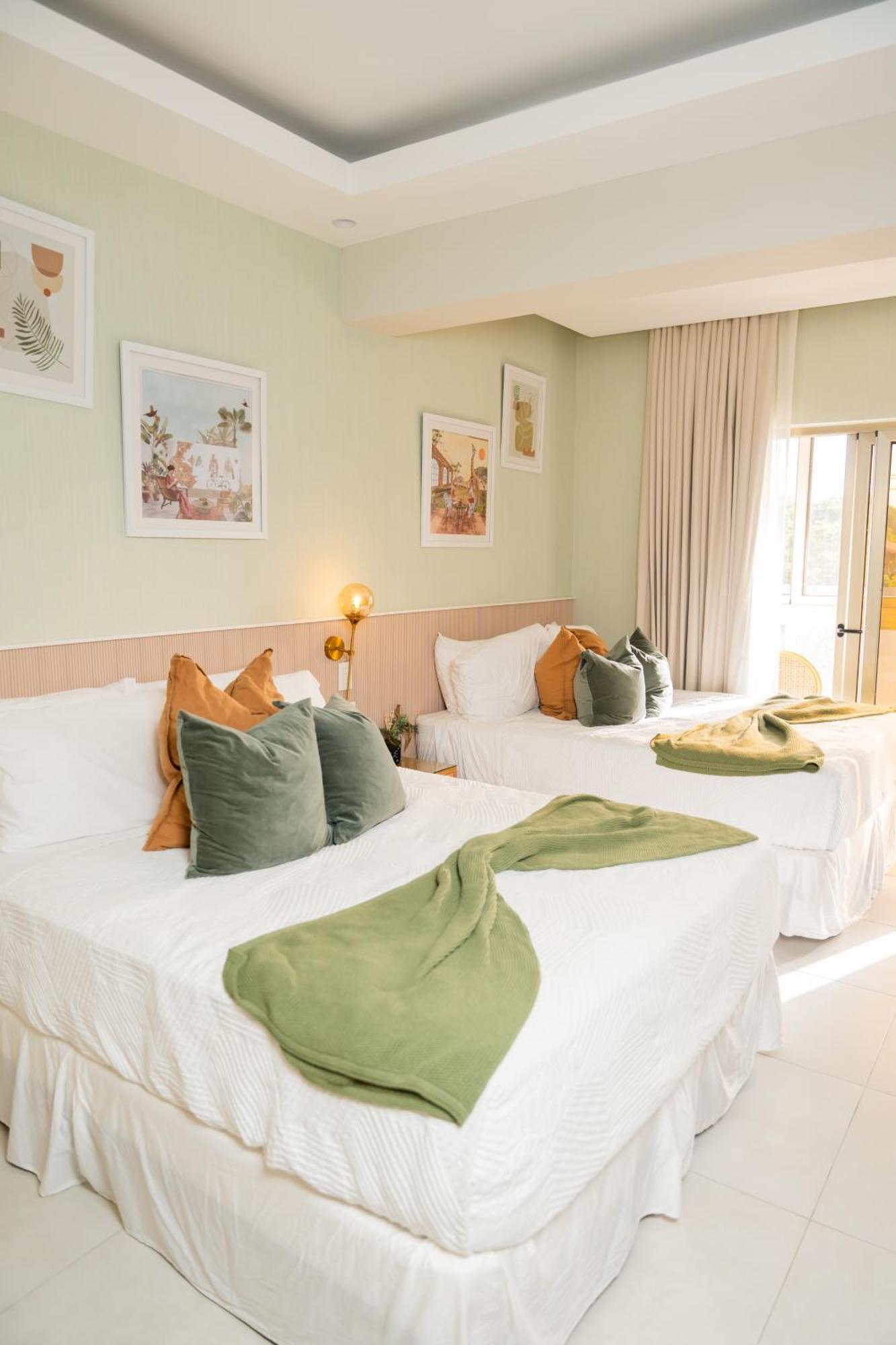 Hotel Stay Here Suites Santo Domingo Kültér fotó