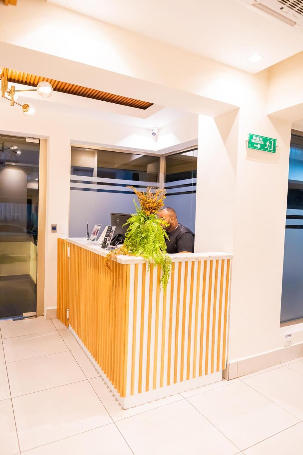 Hotel Stay Here Suites Santo Domingo Kültér fotó