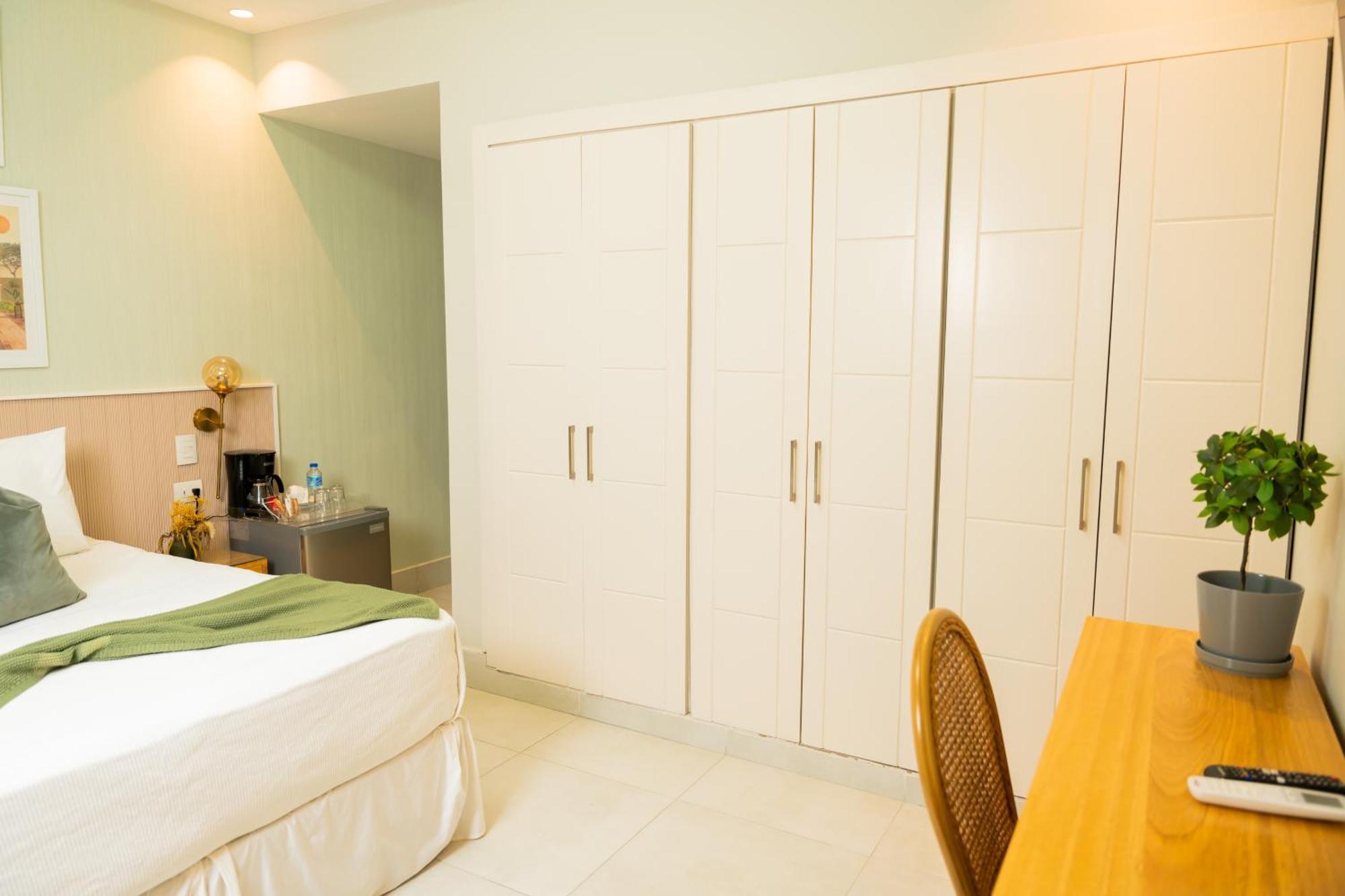 Hotel Stay Here Suites Santo Domingo Kültér fotó