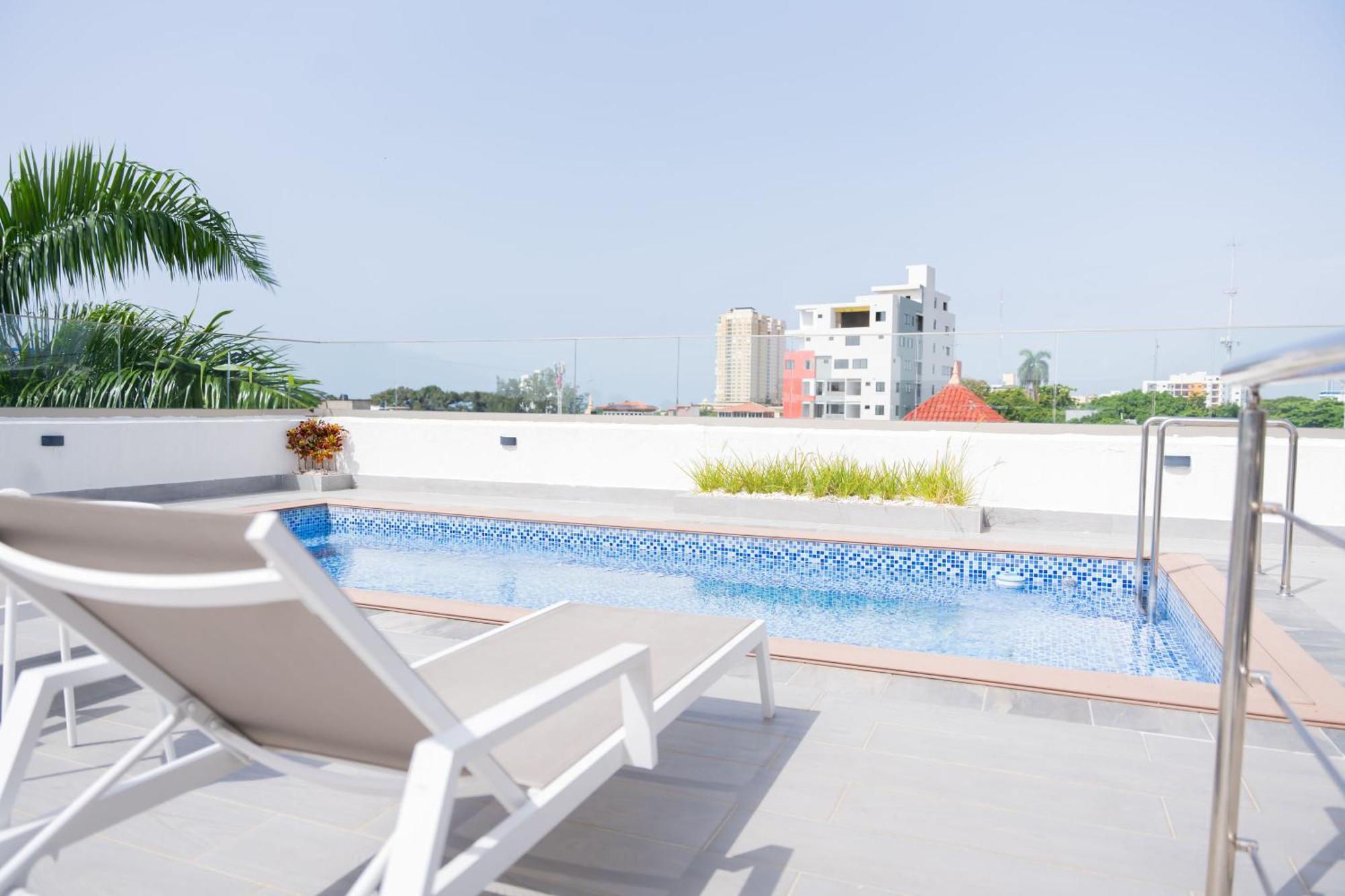 Hotel Stay Here Suites Santo Domingo Kültér fotó
